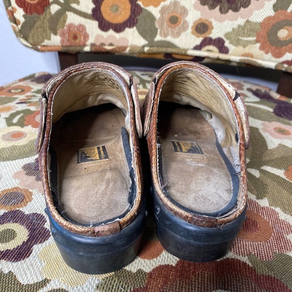 Western Slip on Brown Weaved Ariat Clogs 6 - Picture 4 of 9